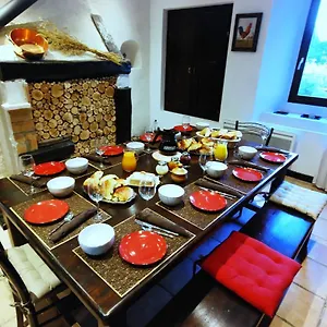 https://au-dessus-de-parady.hotels-rhonealpes.com